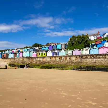 Great 6 Berth Caravan Nearby The Beach In Walton-On-The-Naze Ref 17181P Exterior photo